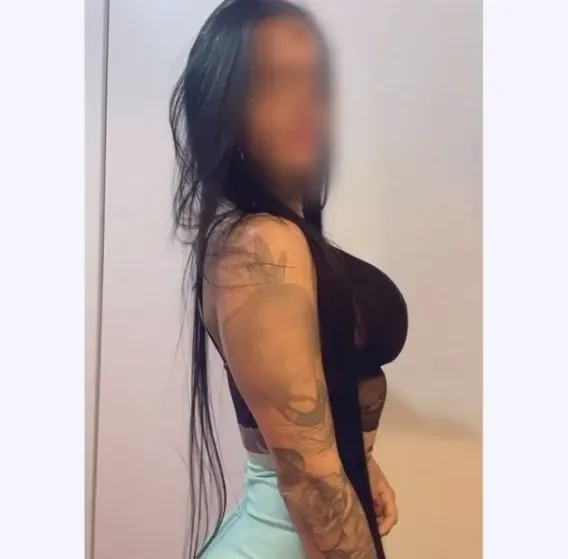 Dilara, 32