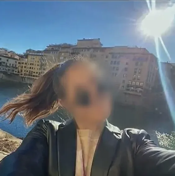 Dilara, 27