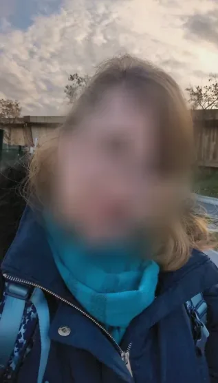 Ingrid, 29