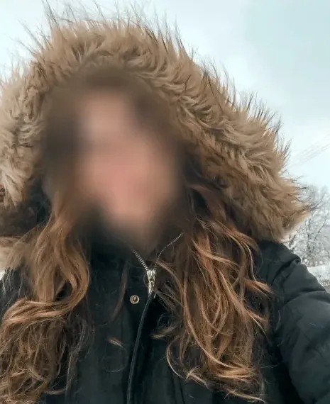 Ivona, 25